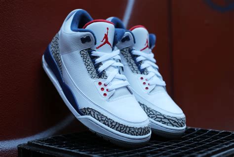 nike air jordan 3 shoes